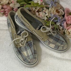 SPERRY’S SIZE 9M